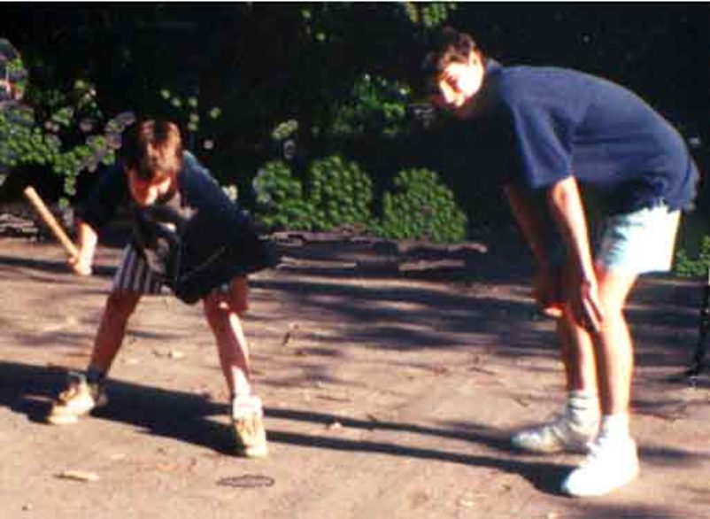 Dos niños jugando Chizhik.