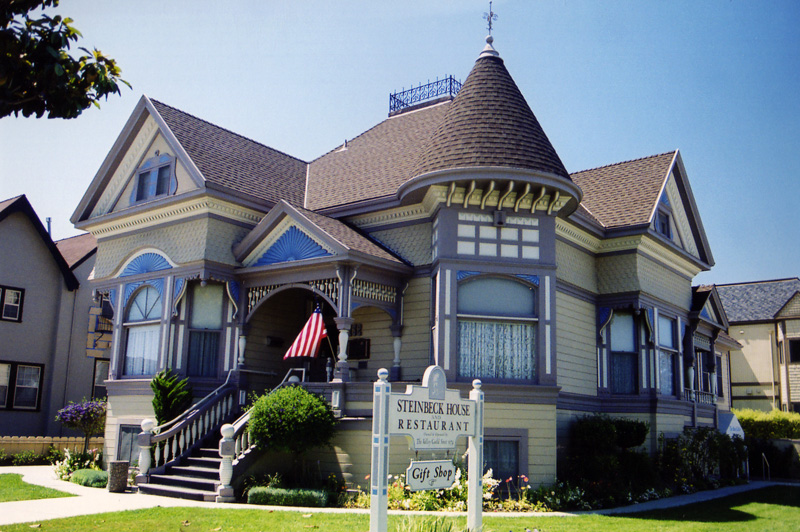 estilos de casas victorianas estadounidenses - Estilo victoriano Reina Ana o Queen Anne (1880–1910)